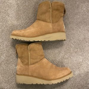 UGG KRISTIN WEDGE BOOTIE